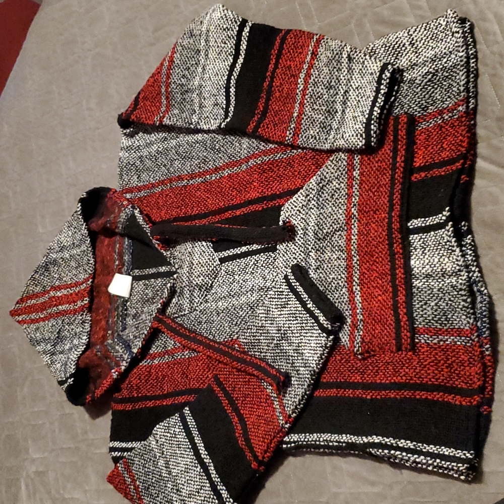 EUC Pullover sweater